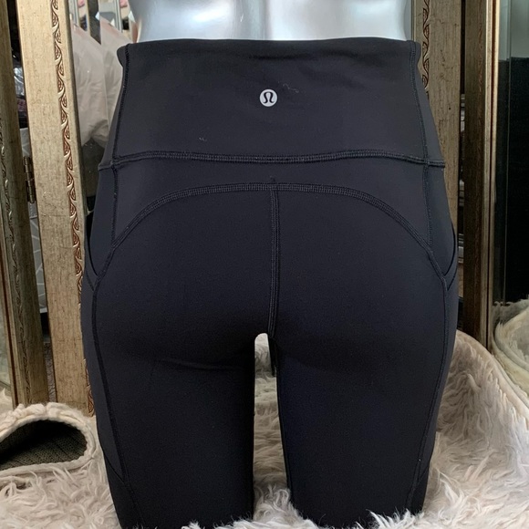 900.♎️Lululemon all the right places crop - Picture 3 of 10